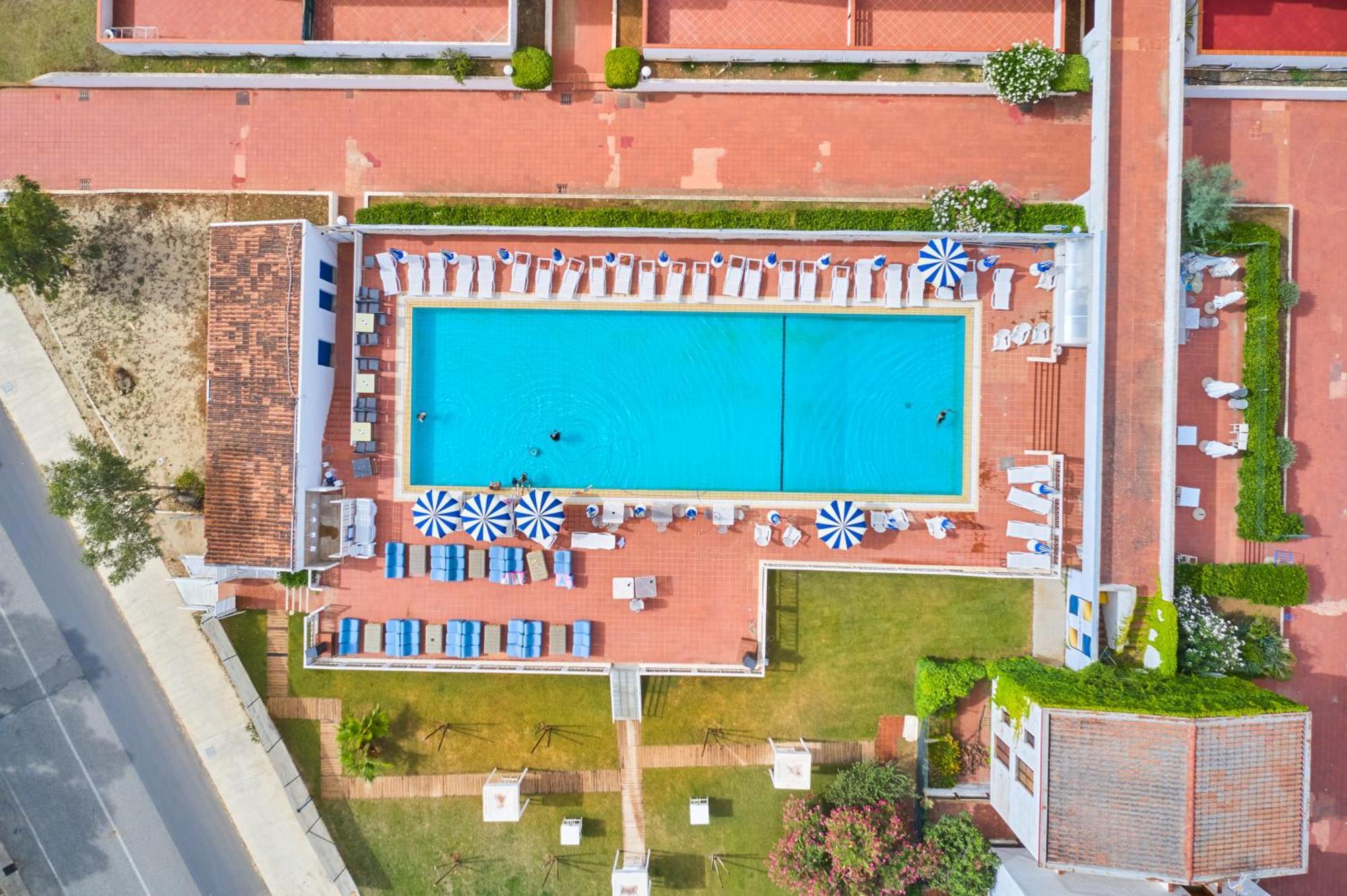 Casa Vacanze Lux By White Aparthotel I Casoni Buitenkant foto